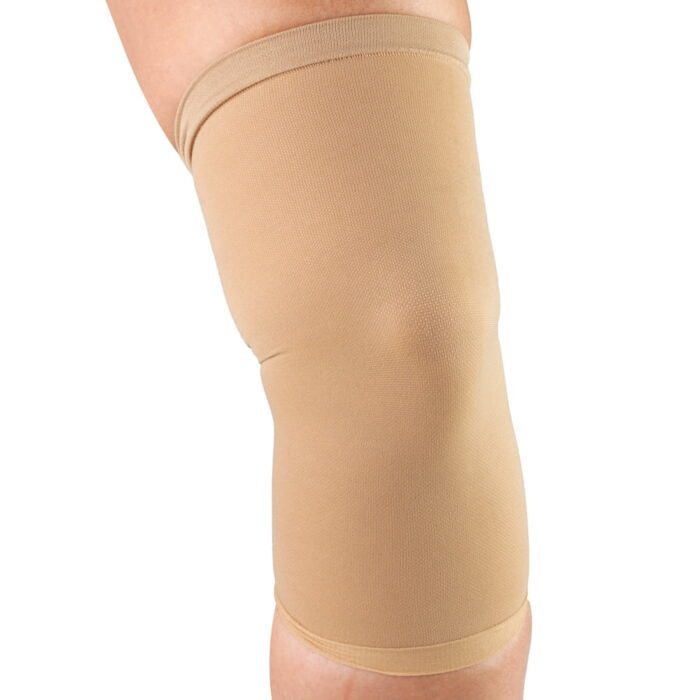 Champion-Knee-Support-Beige-Large_dcb719cf-0faa-4f6e-8e01-e7e0b8ad1227_1.abc40277b74a6e4d49aba0a9bdcced15